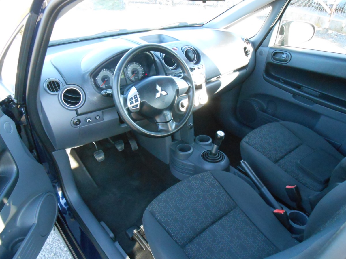 Mitsubishi Colt