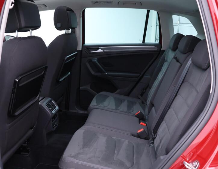 Volkswagen Tiguan 17