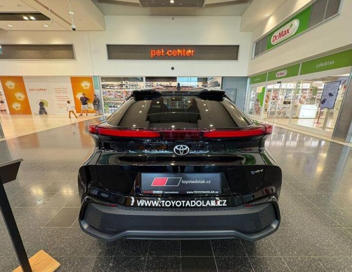 Toyota C-HR 4
