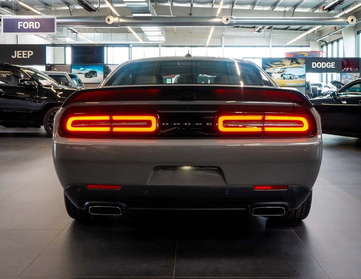 Dodge Challenger 5