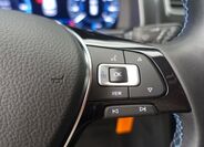 Volkswagen Golf 26