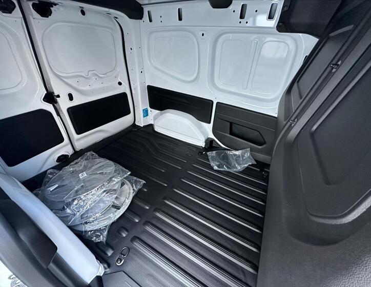 Nissan Townstar 5