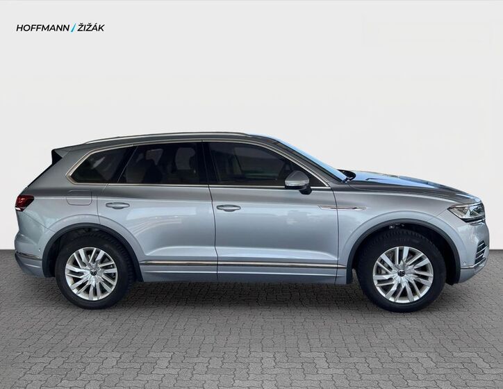 Volkswagen Touareg 4