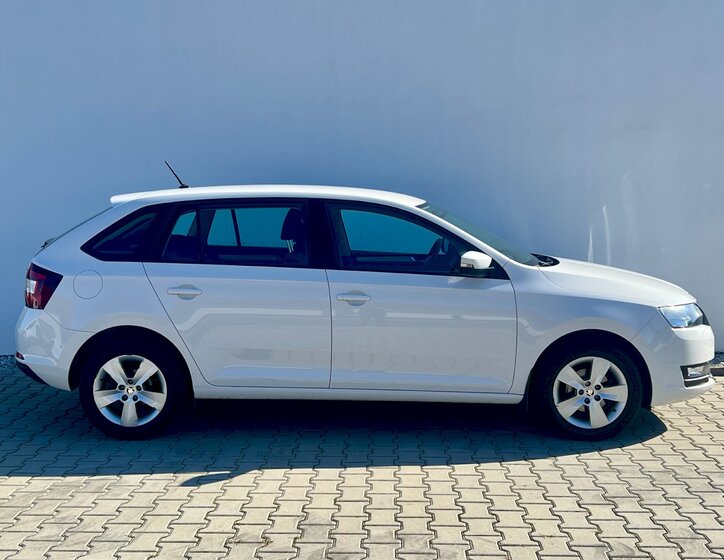 Škoda Rapid 8