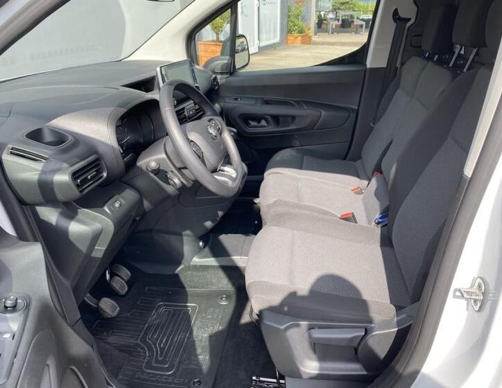 Toyota ProAce City 9