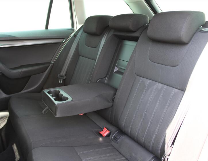 Škoda Octavia 11