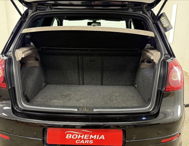 Volkswagen Golf 19
