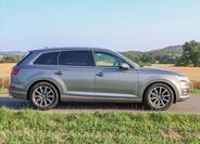 Audi Q7 8