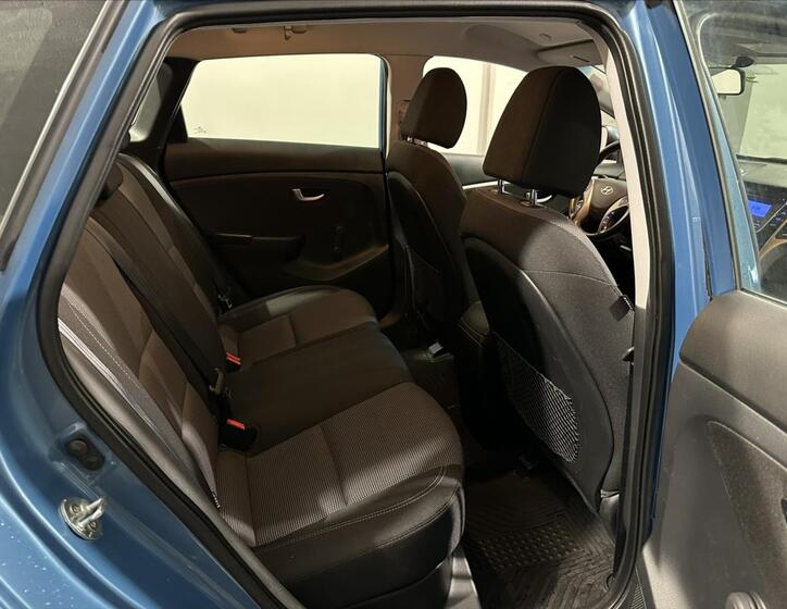 Hyundai i30 19