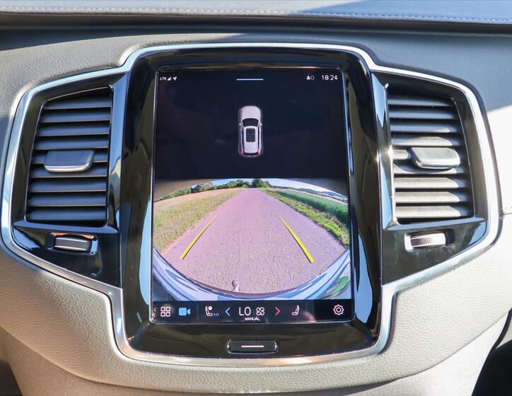 Volvo XC90 29