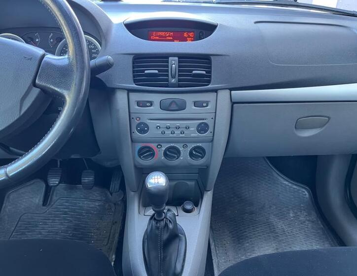 Renault Thalia 26