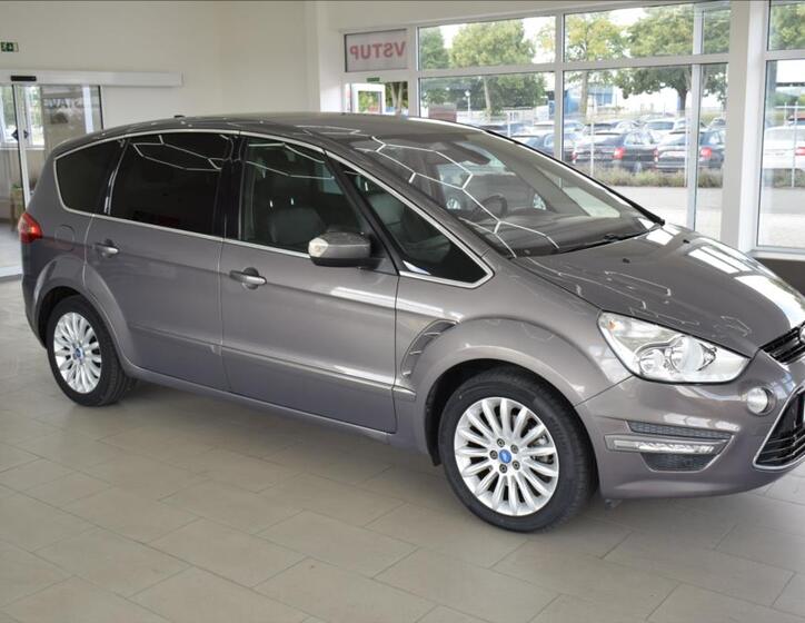 Ford S-MAX 3