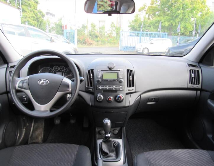 Hyundai i30 11