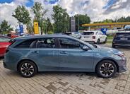 KIA Ceed 4