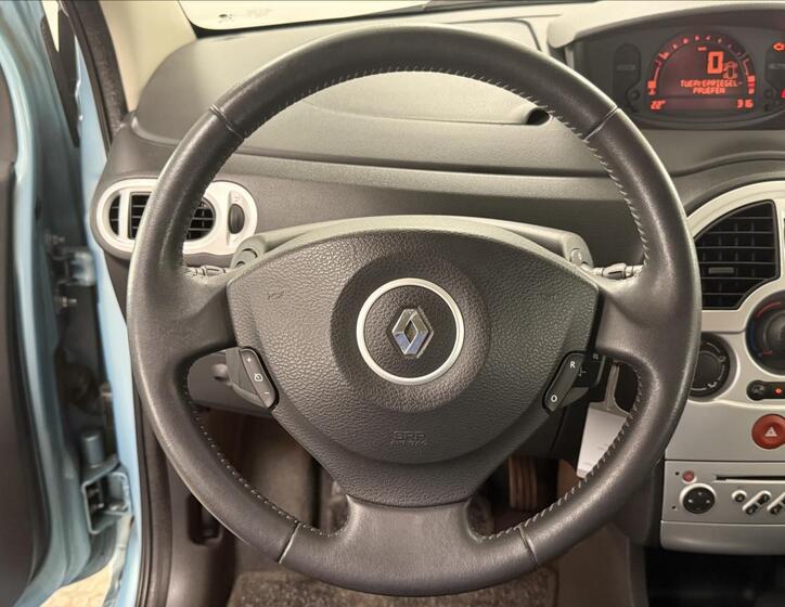 Renault Modus 12