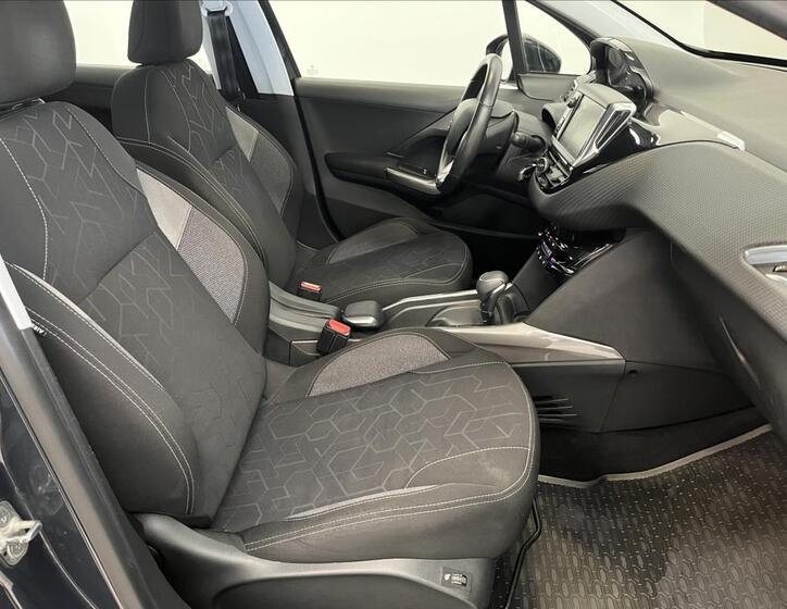Peugeot 2008 21