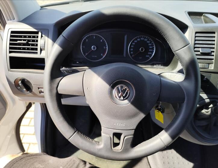 Volkswagen Transporter 12