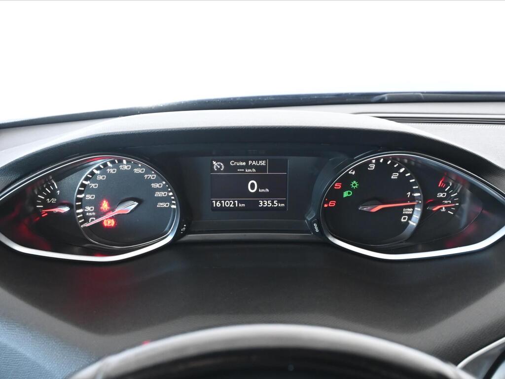 Peugeot 308 13