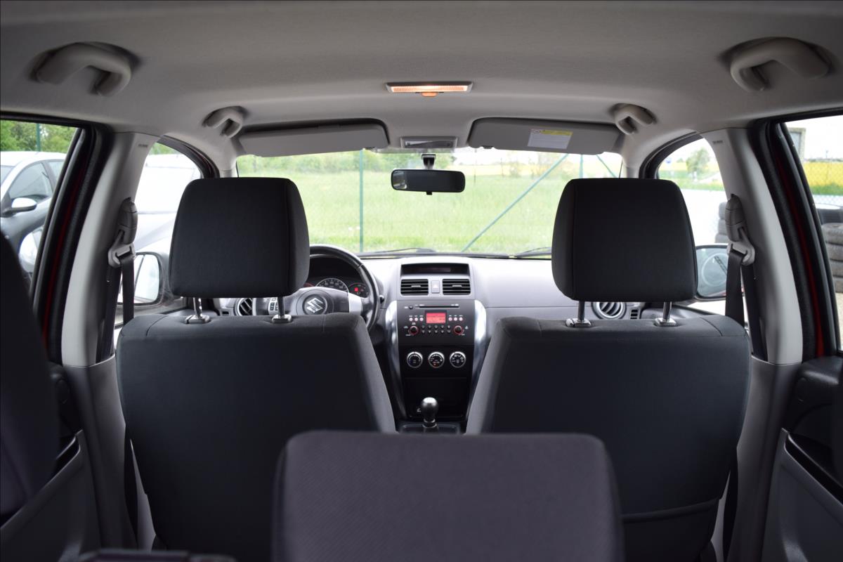 Suzuki SX4