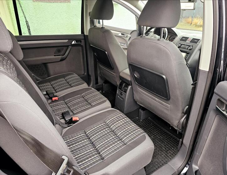 Volkswagen Touran 33
