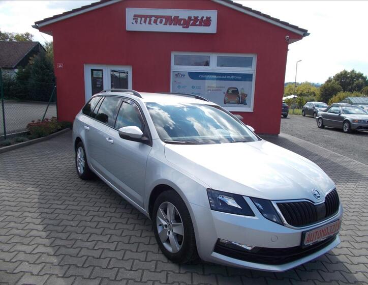Škoda Octavia 1