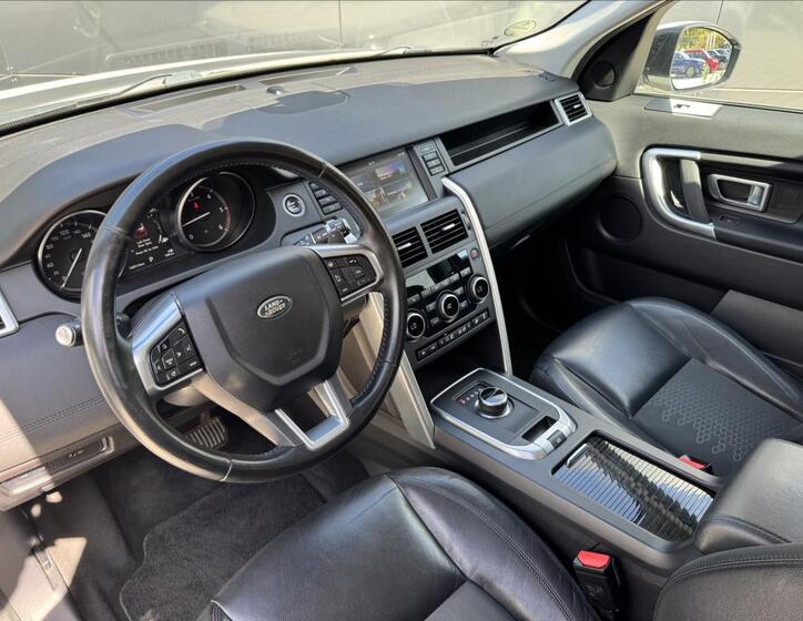 Land Rover Discovery Sport 9