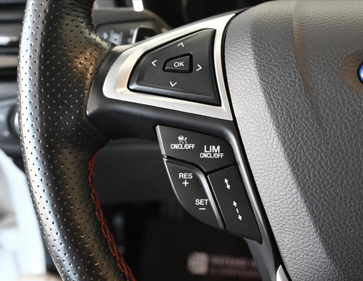 Ford Mondeo 17