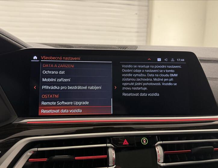 BMW X7 32