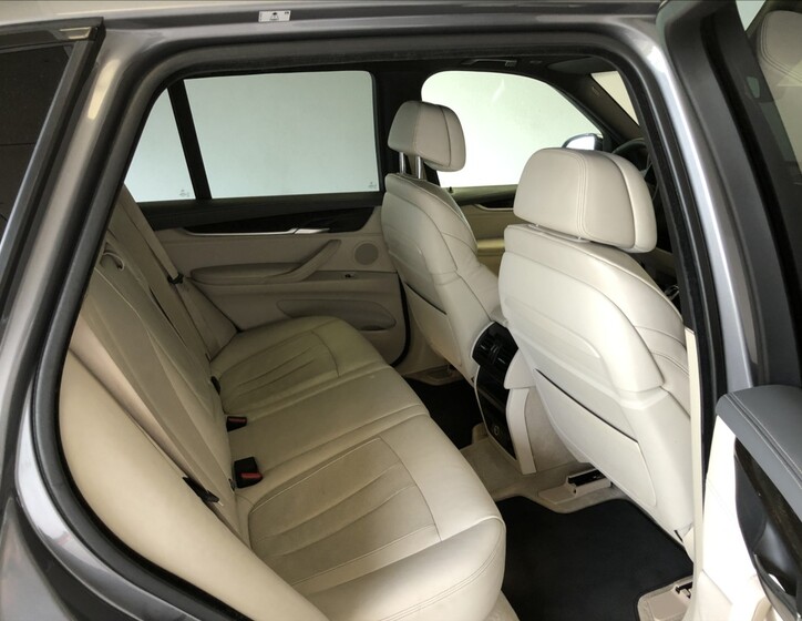 BMW X5 11