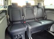 Ford Tourneo Custom 16
