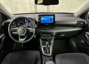Toyota Yaris 16