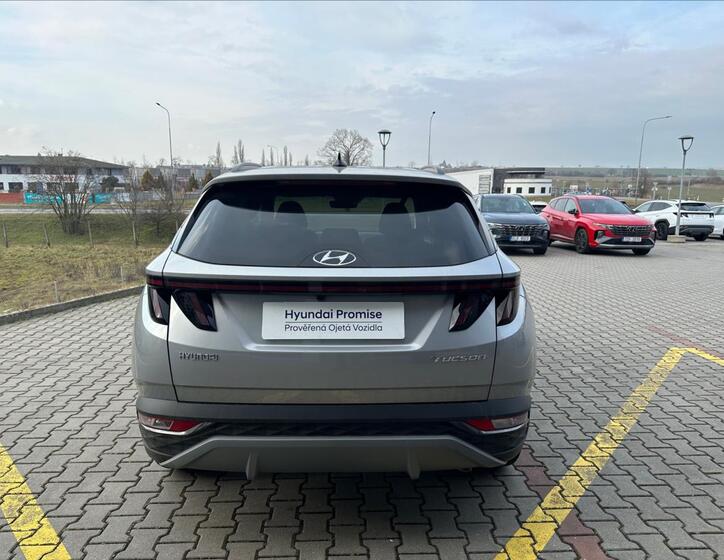Hyundai Tucson 4