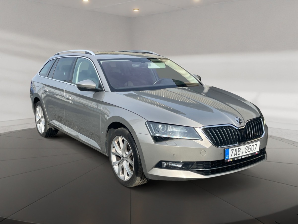 Škoda Superb