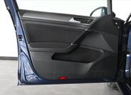 Volkswagen Golf 26