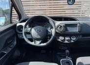Toyota Yaris 5