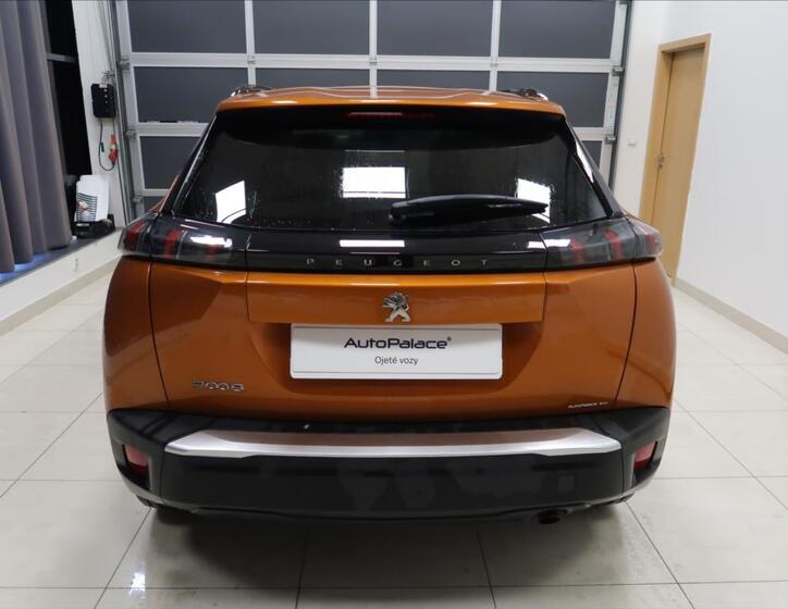 Peugeot 2008 5