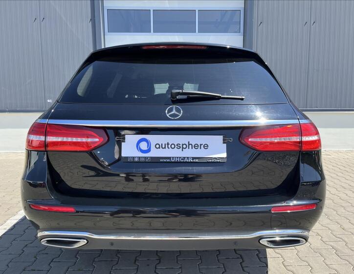 Mercedes-Benz Třídy E 7