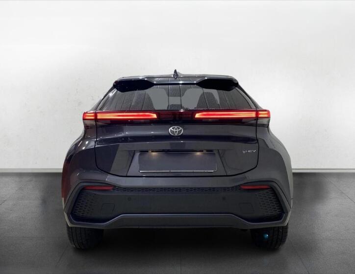 Toyota C-HR 6