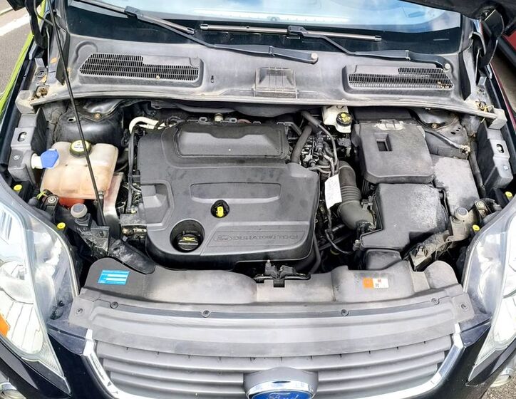 Ford Kuga 6