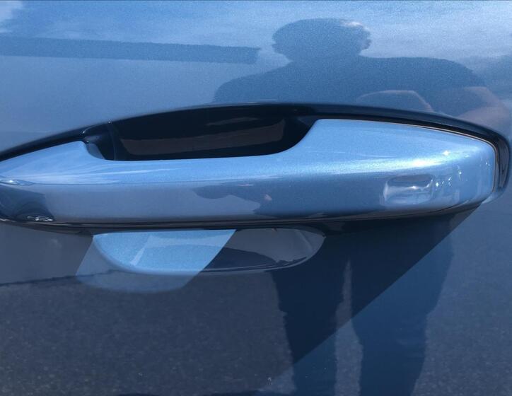 Volvo XC40 22