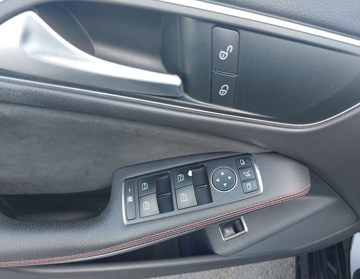 Mercedes-Benz CLA 24
