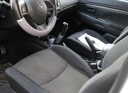 Mitsubishi ASX 16