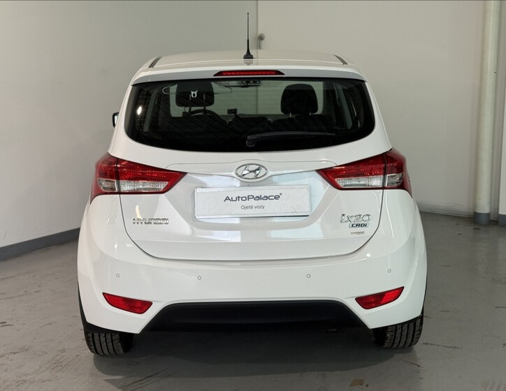 Hyundai ix20 5