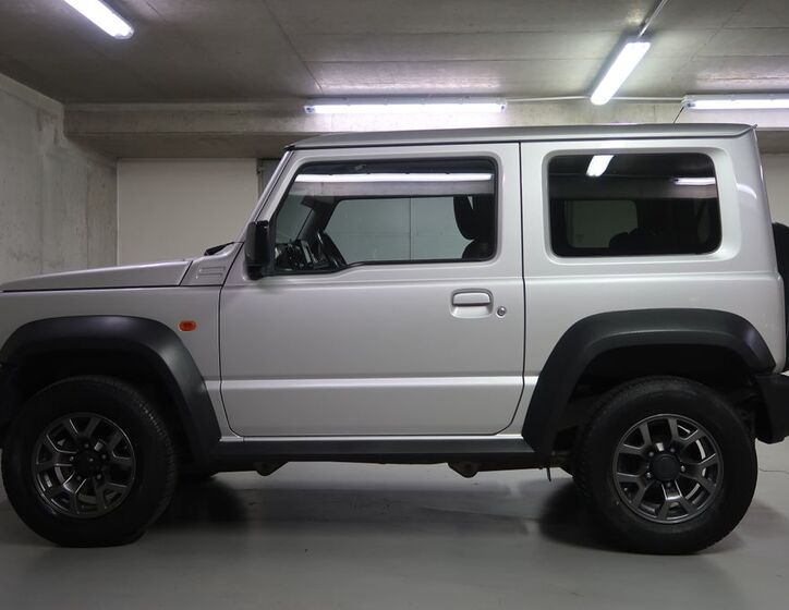Suzuki Jimny 8