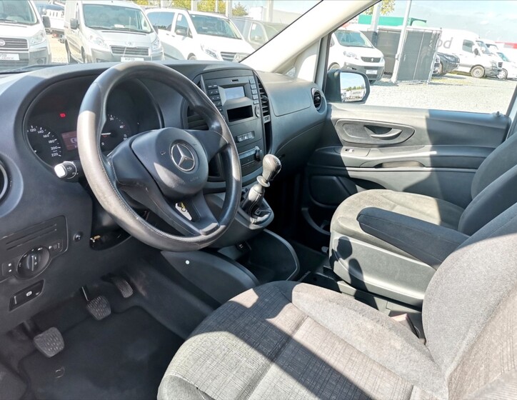 Mercedes-Benz Vito 6
