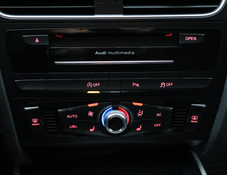Audi A4 24