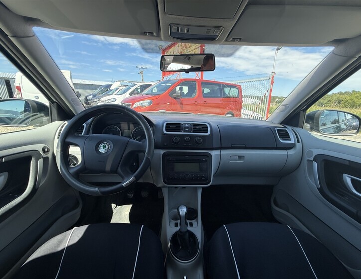 Škoda Fabia 16