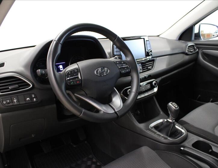 Hyundai i30 10