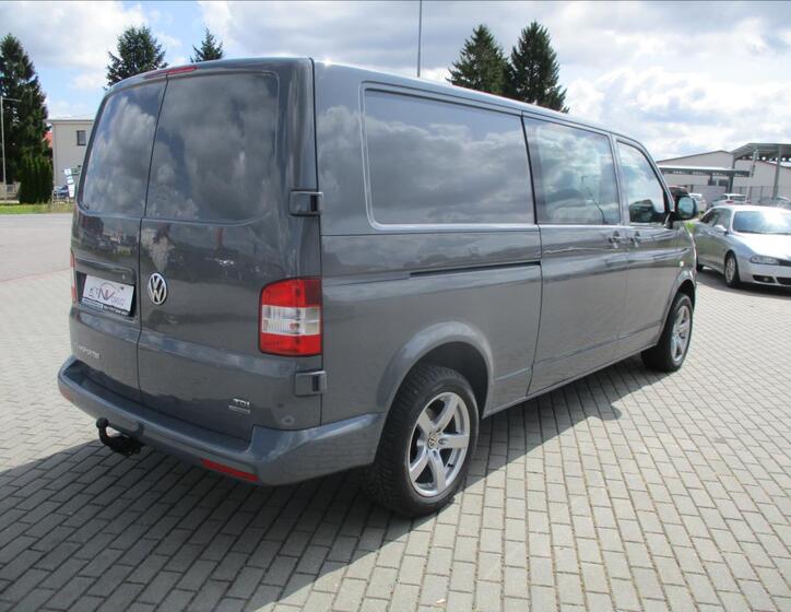 Volkswagen Transporter 4