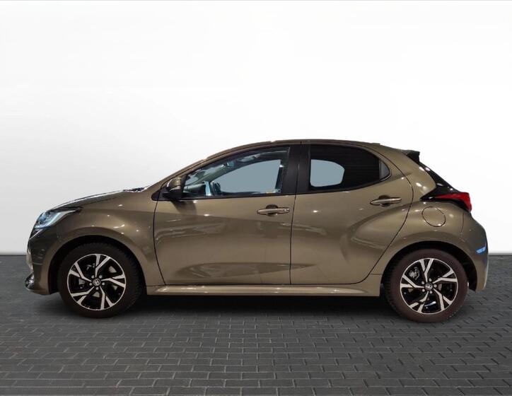 Toyota Yaris 4